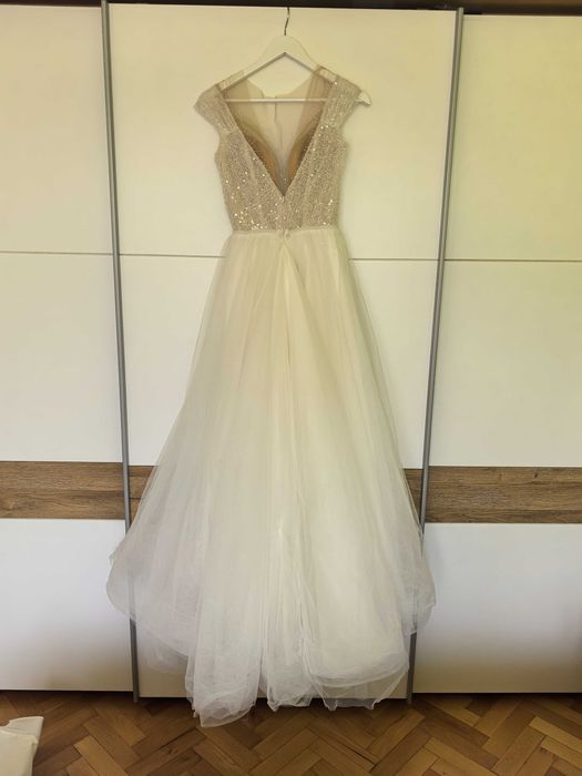 Бутикова булчинска рокля от италиански дизайнер!