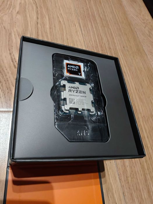 AMF Ryzen 9 7950X3D