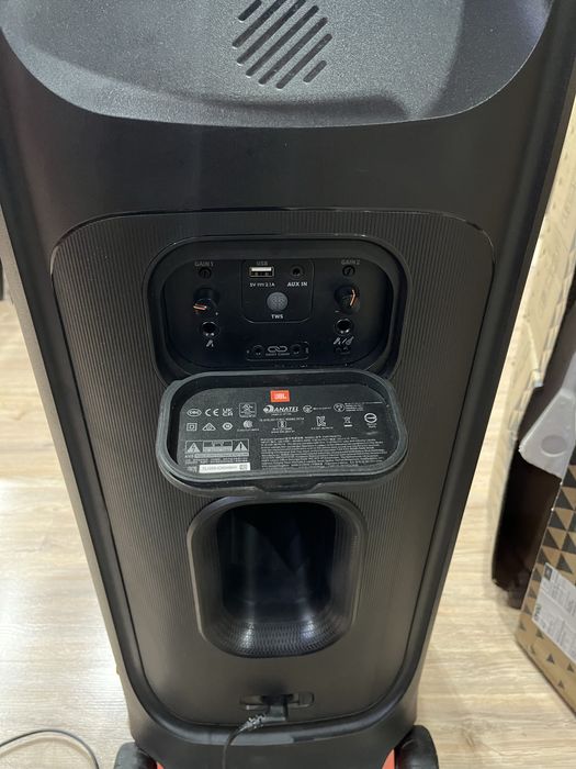 Колона JBL partybox 710