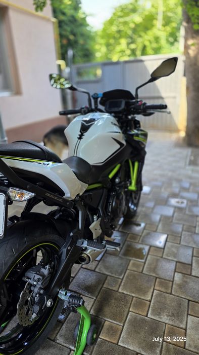 Kavasaki Z650•2020•9.600km•5.500 EUR usor negociabil