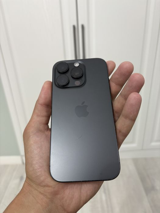 Iphone 16 pro (1 TB) в отличном состояний