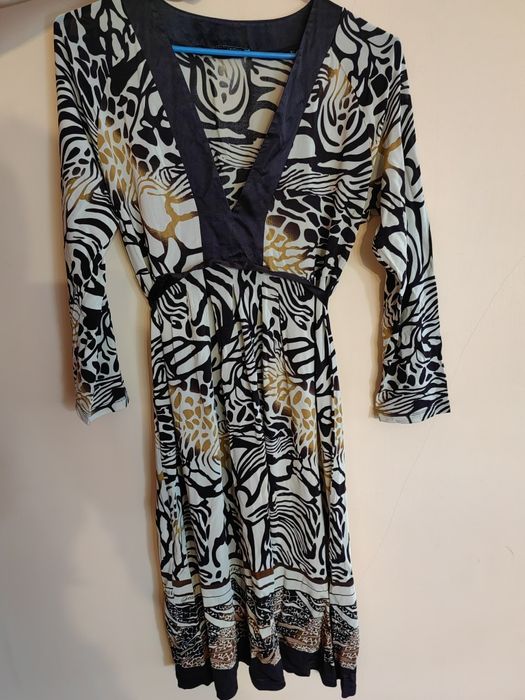 Елегантна Рокля Guess