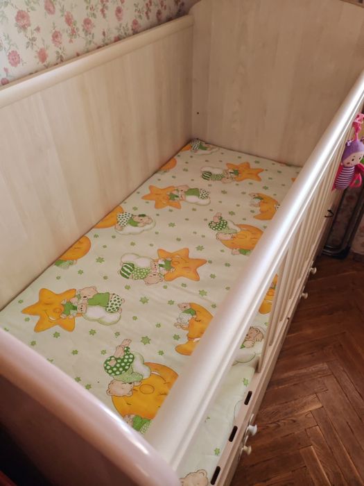 Спешно! Детско легло 70/140 см. с функция за люлеене