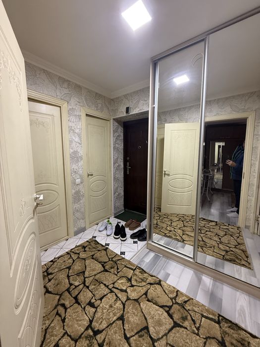 Ареда Юнусабад 3/3/5 кирпич 2/6 балкон ор/р Карзинка сампи