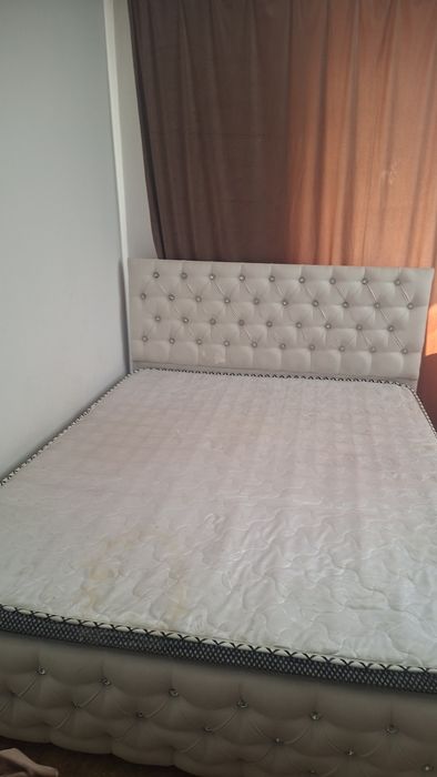 Продам 2х спальный кровать