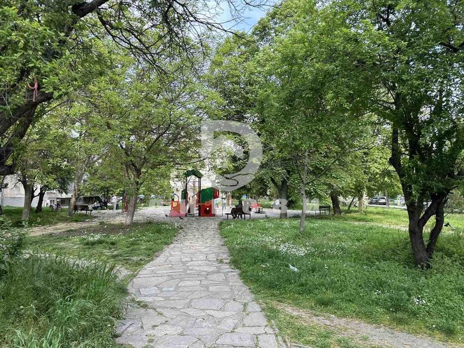 Продава се Четиристаен апартамент в Димитровград - 75 кв.м за 646 €/кв.м - Снимка #13