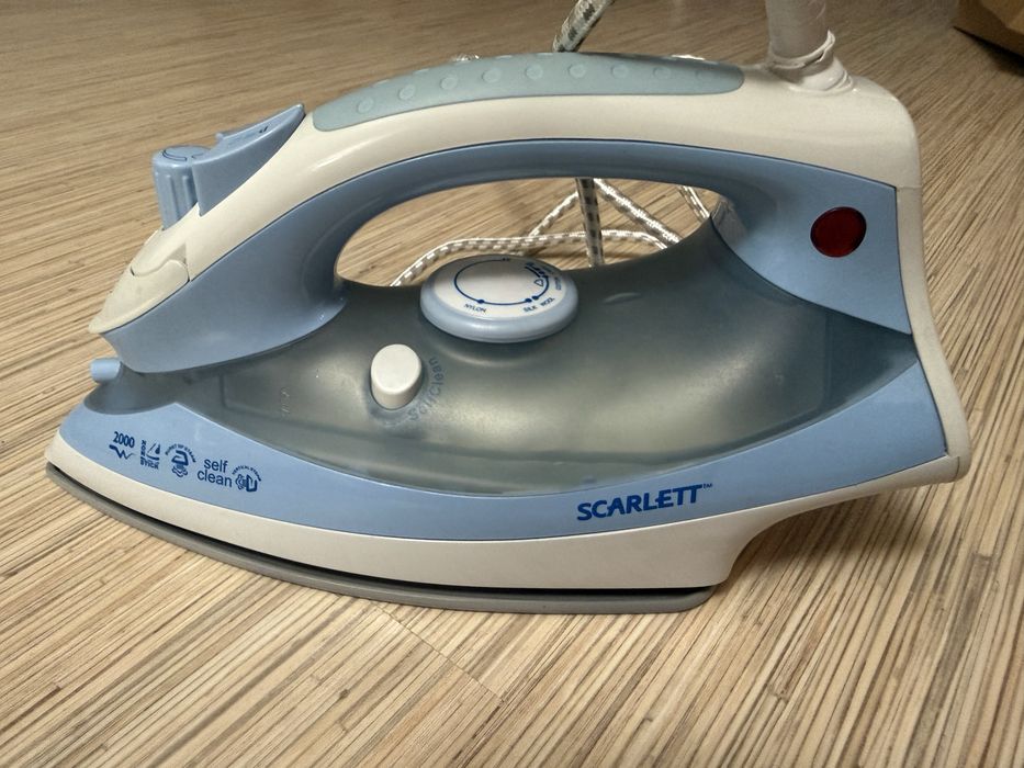Утюг Scarlett SC-1136S