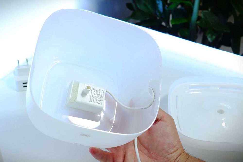 Fantana apa 2L pentru animale de companie