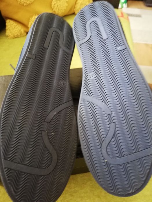Vând pantofi piele casual copii !