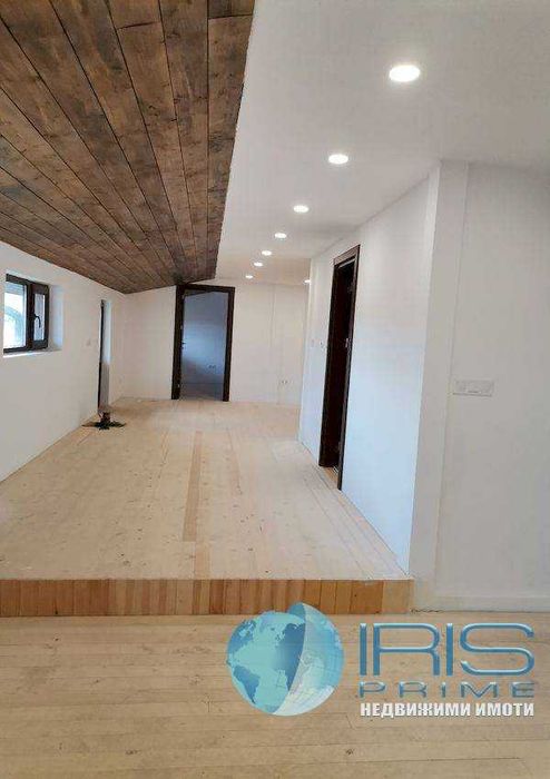 Продава се Къща в с. Осмар, Област Шумен - 226 кв.м за 553 €/кв.м - Снимка #11