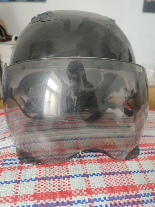 Шлем для мопеда и велосипеда