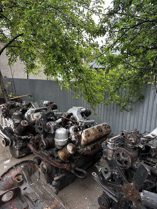 Двигатель МАЗ с кпп комплект