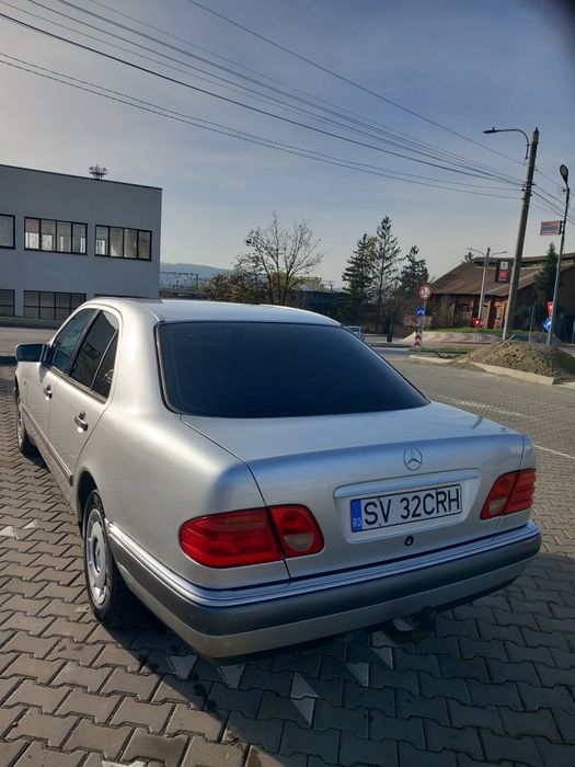 Vând Mercedes w210 elegance