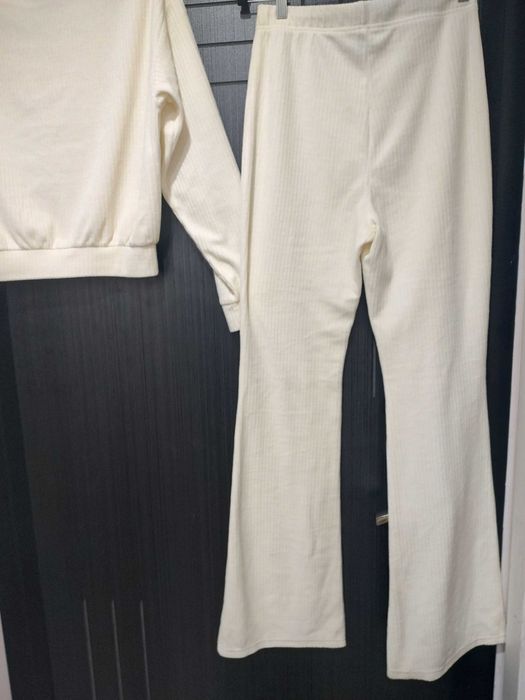 Сет екрю  с разкроен панталон H&M