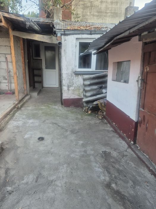 Casa demolabila cu teren