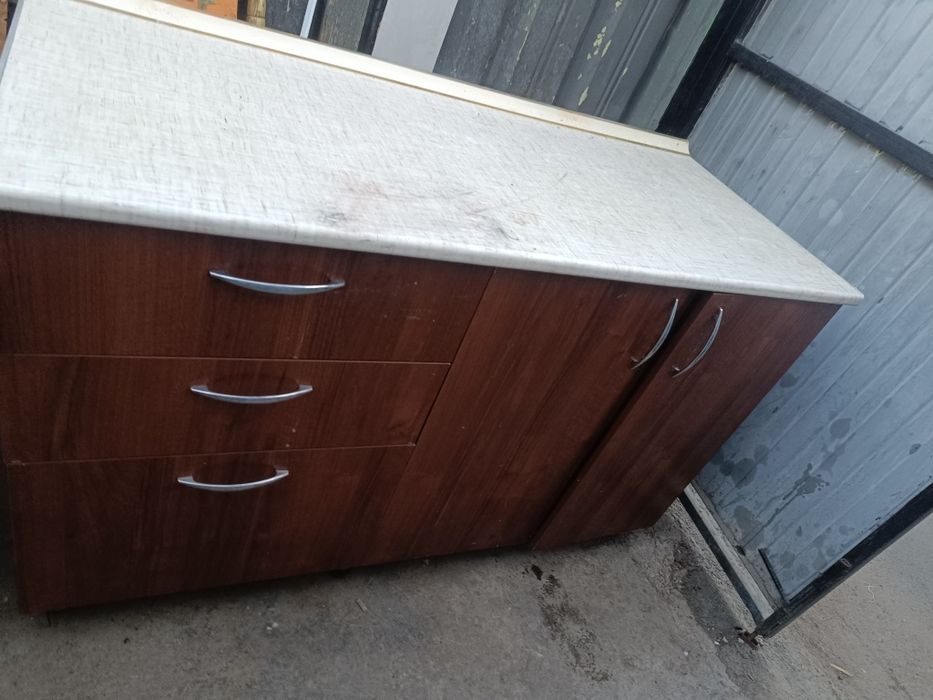 Кухонный гарнитур