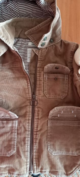 Детски зимни якета с качулки.