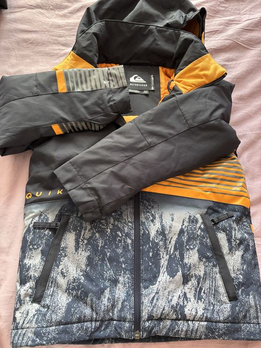 Ски яке quiksilver