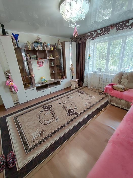 Продается 2-комн (7-43, 1 эт)