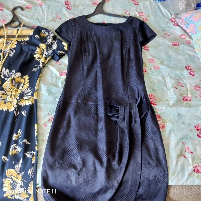 Срочно продам Платья