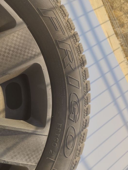 Зимни гуми 205/55 R16,със стоманени джанти