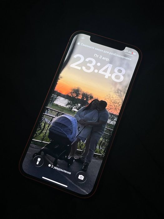 Срочно продам IPhone 12 (64GB)
