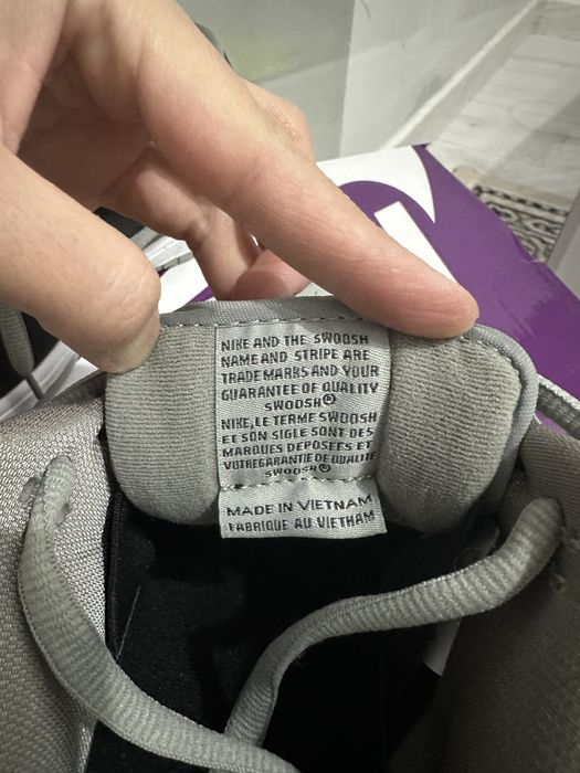 Продам кроссовки