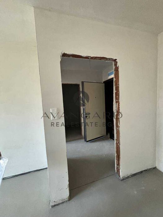 Продава се Двустаен апартамент в Пловдив, Остромила - 59 кв.м за 2421 €/кв.м - Снимка #3