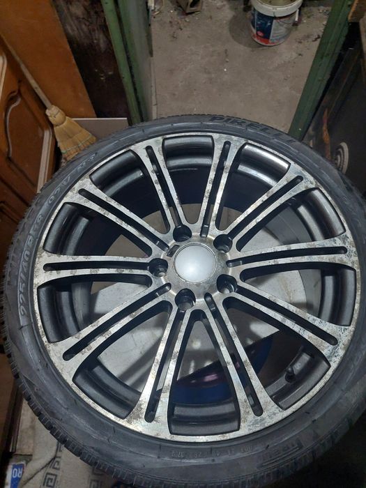 Vind anvelope și jante