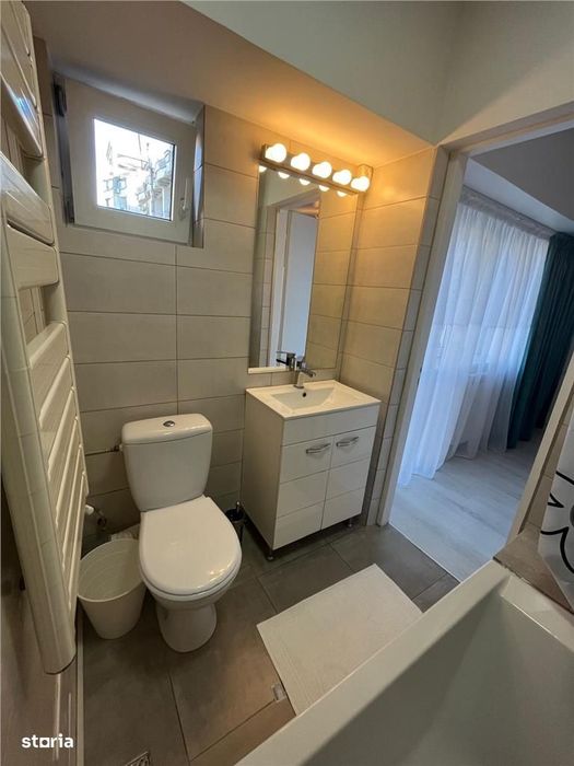 Apartament Premium De ÎNchiriat 4 Camere | Bulevardul Unirii | Un