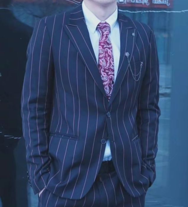 Тройка классический костюм