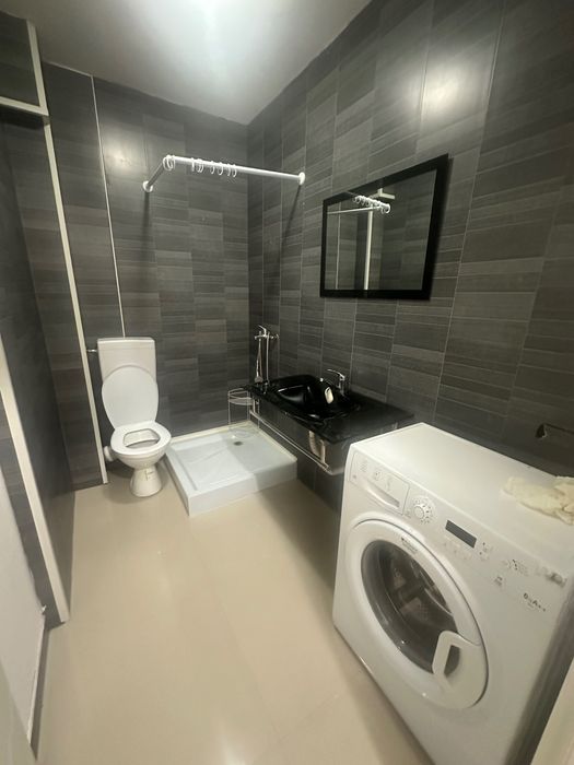Garsonieră de inchiriat, loc de parcare privat inclus!