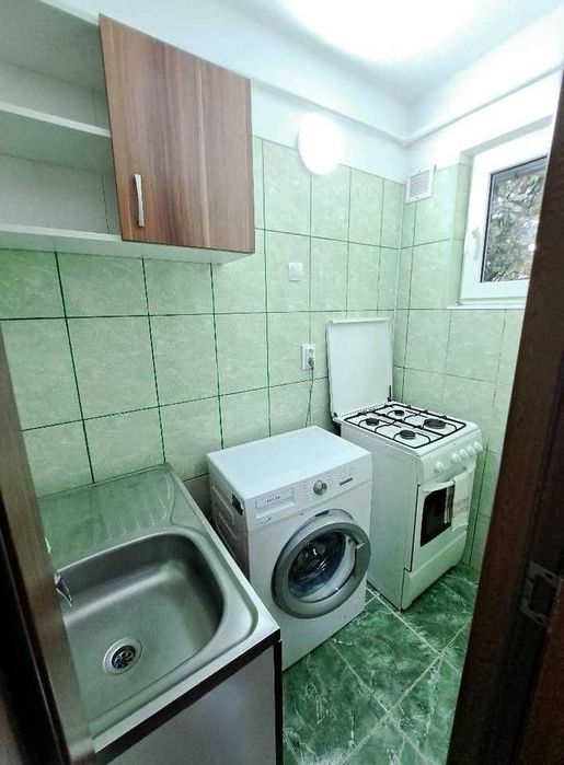 Tatarasi-Ciurchi,ap. 2 camere,cf.redus,bloc fara risc