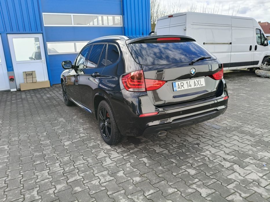 Vând BMW X1 204CP