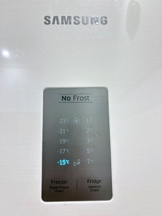 Продается холодильник SAMSUNG