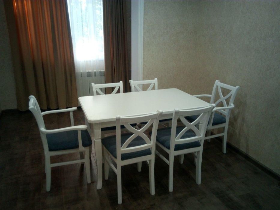 Гостиный комплект, овальный стол +6 стульев