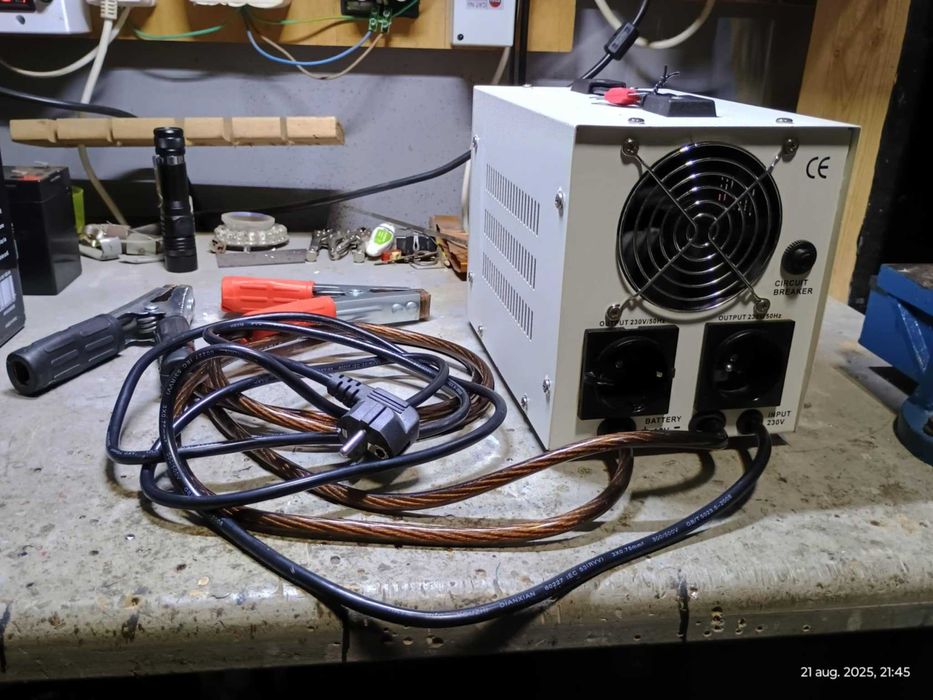 Sursa/ Incarcator / Redresor baterie auto 12 V - 17 A