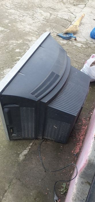 Телевизор LG на запчасти