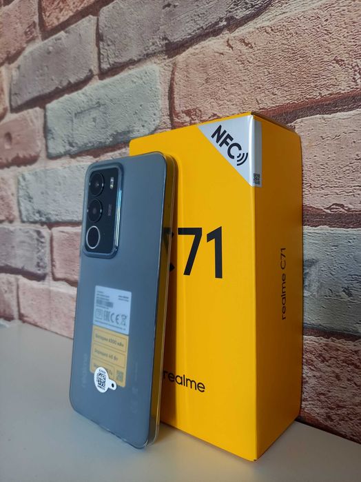 Смартфон Реалми С71.