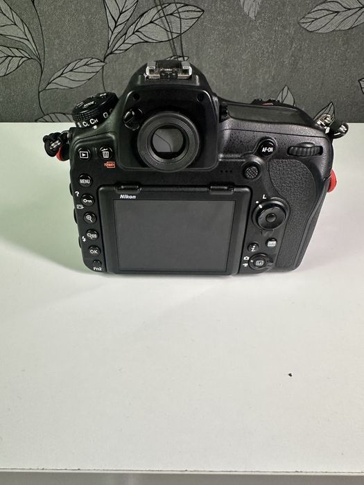 Nikon D850 + 25 800 кадъра | Перфектно състояние