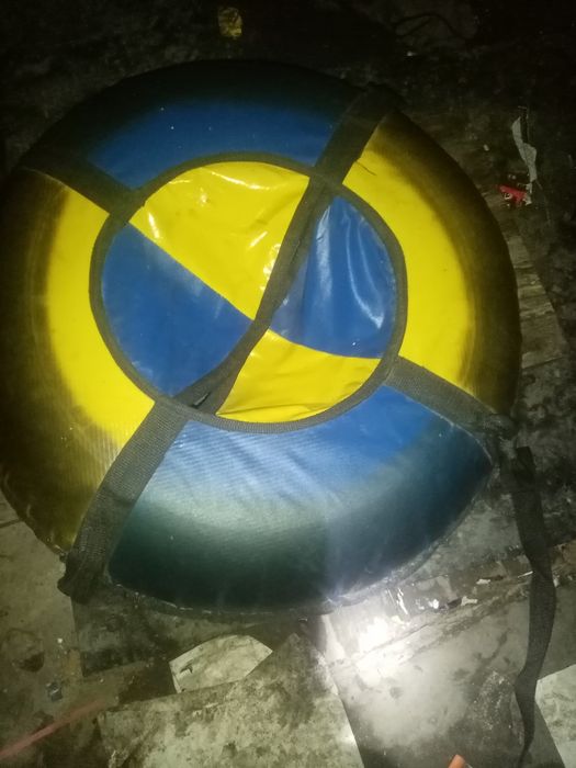 Продаю тюбинг в харошом