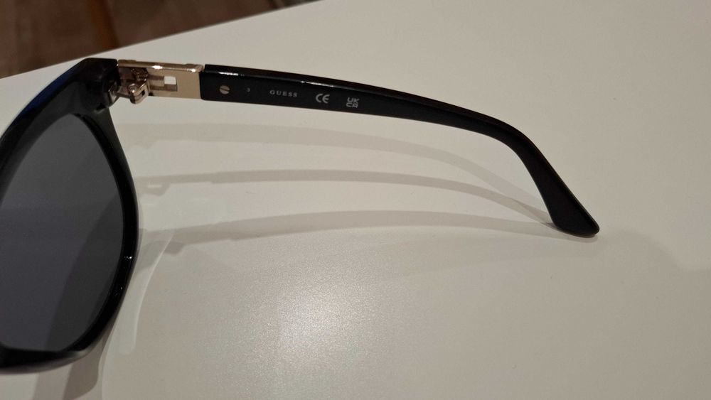 Слънчеви очила GUESS дамски