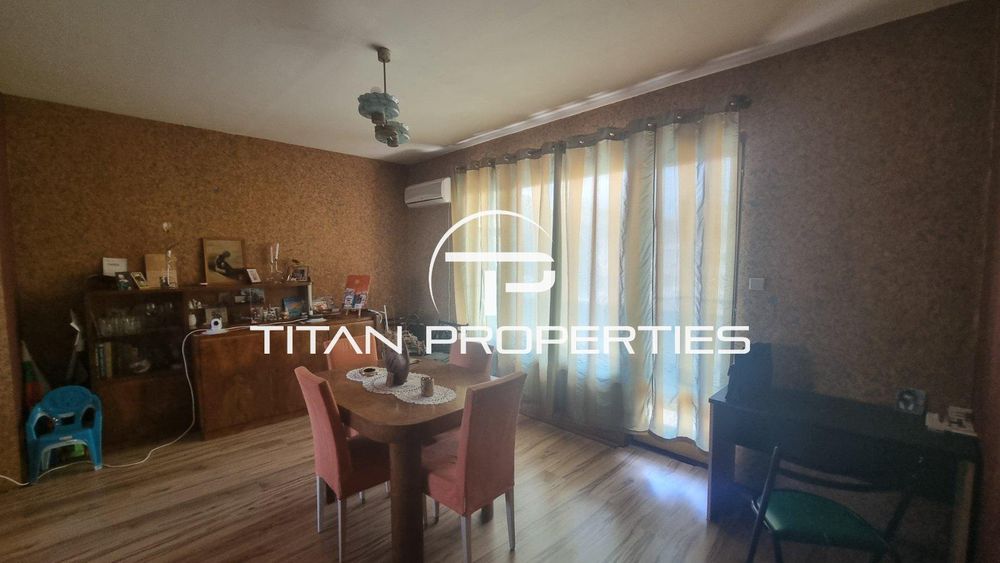 Продава се Четиристаен апартамент в Пловдив, Каменица 1 - 101 кв.м за 1585 €/кв.м - Снимка #3