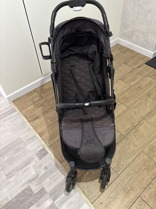 Коляска прогулочная