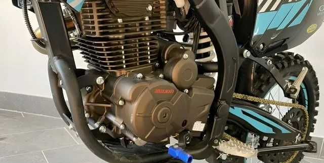 Regulmoto ZR 250 PR