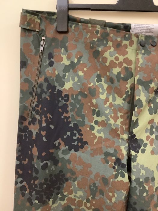 Pantaloni camo marime 52-54