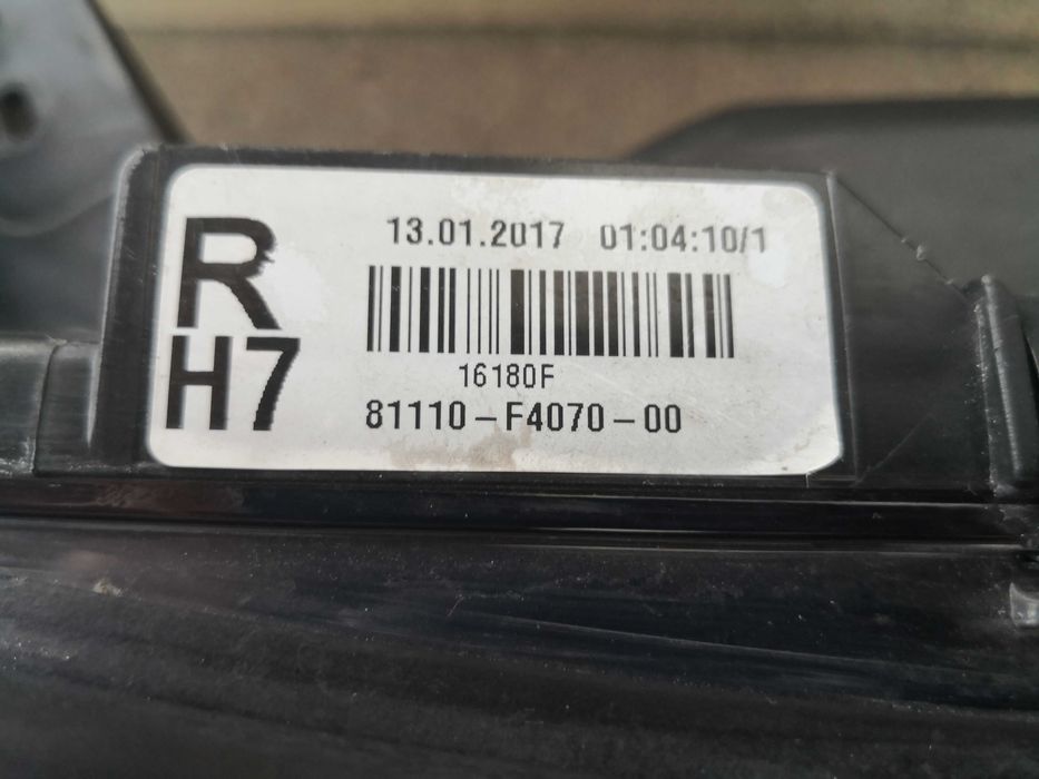 Фар Toyota C-HR LED десен/Фар CH R/Фар Toyota CHR Оригинален