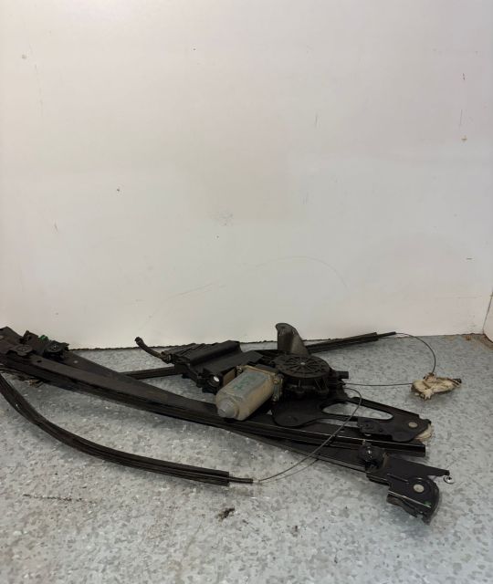 Motoras macara geam fata stanga 1 397 328 048 Volkswagen VW Sharan pr