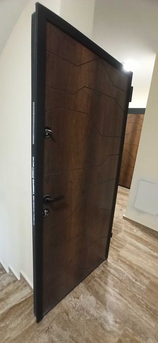 Входна врата пожароустойчива haska