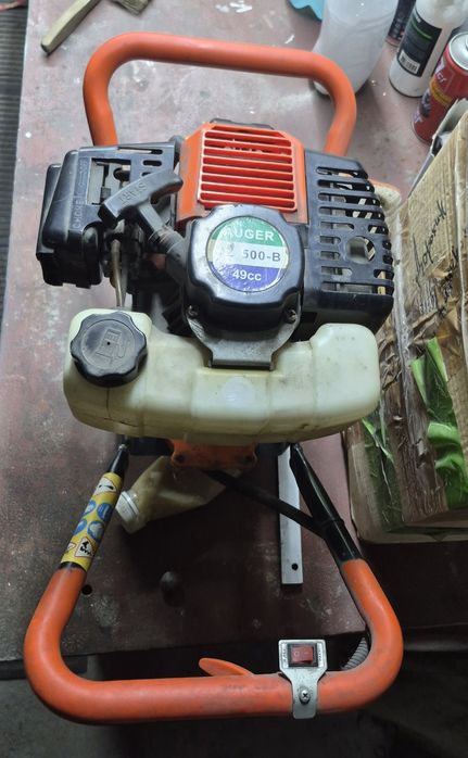 Бензиновый ледобур Auger